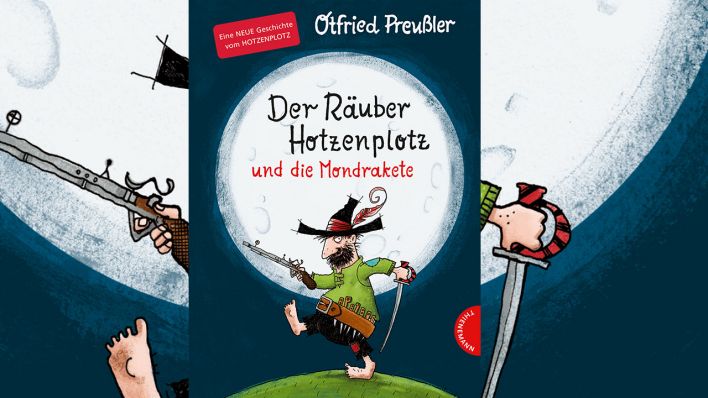 Buchcover mit bunter Zeichnung: Räuber Hotzenplotz mit Pistole und Säbel (Quelle: Thienemann Verlag)