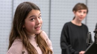 Helena Pietschmann spricht Lina im Mitmachhörspiel der ARD-Kinderradionacht 2022 (Quelle: rbb/Oliver Ziebe)