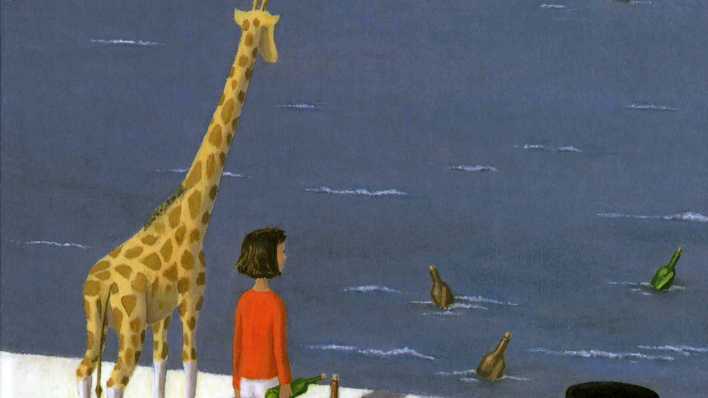Bunte Zeichnung: Giraffe und Mädchen schauen aufs Meer, darin Flaschen (Quelle: Melanie Kemmler)