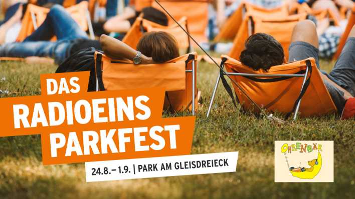 Menschen liegen in Liegestühlen, auf einer Wiese (Quelle: rbb/radioeins) Menschen liegen in Liegestühlen, auf einer Wiese (Quelle: rbb/radioeins)