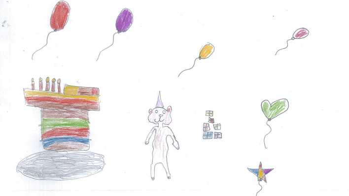 Bunte Kinderzeichnung: ein Bär mit Mütze, um ihn Luftballons, eine Geburtstagstorte mit Kerzen, Geschenke (Quelle: rbb/OHRENBÄR/Lisa)