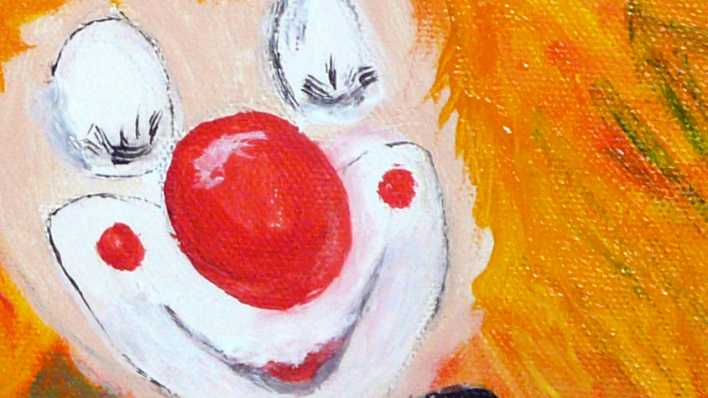 Ein Clownsgesicht mit roter Nase (Quelle: rbb/OHRENBÄR/Sonja Kessen)