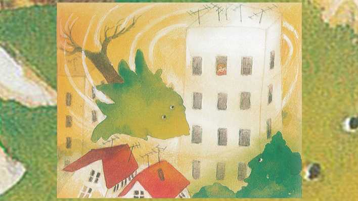 Zeichnung: ein Hochhaus, aus dem ein Junge aus dem letzten Stockwerk schaut; ein grüner Baum fliegt dort vorbei (Quelle: Deutsche Grammophon/Jutta Timm)